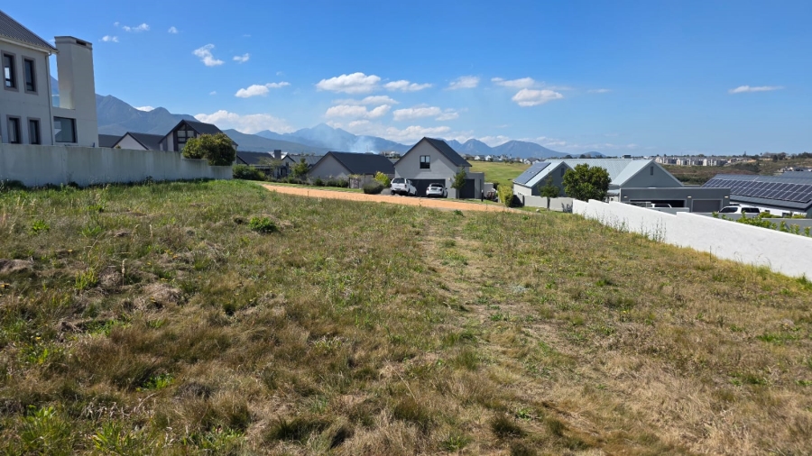 Commercial Property for Sale in Kingswood Golf Estate Western Cape
